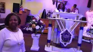 Holy Ghost take over and Let the fire fall praise break - Apostle Nix and TDC