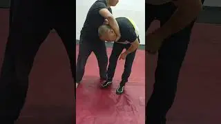 Оказались в невыгодном положении, одно движение и  противник проигрывает. #мма #mma #рек