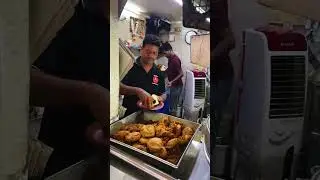 Pune’s Famous Vadapav Since 1972😍Garden Vadapav,Camp #vadapav #streetfood #pune