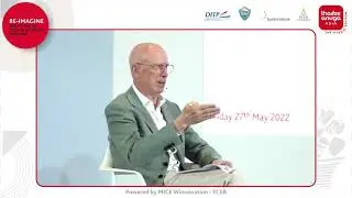 Food Futurist Speaker Tony Hunter moderates a panel at THAIFEX-Anuga 10th May 2022.