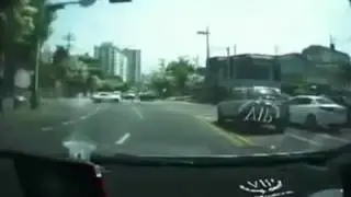 Сумасшедший гоншщик в корее
