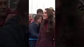 The Moment Princess Kate Bumps Into School Teacher from 25 Years Ago 😲🥺
