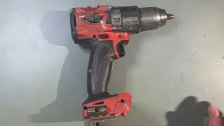 Defekt Milwaukee M18 drill hack