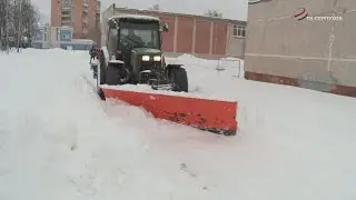 В Серпухове борются с последствиями снегопада