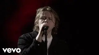 Lewis Capaldi - Someone You Loved (Live From New Year's Rockin Eve / 2020)
