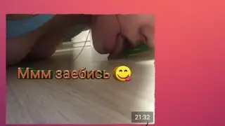 ДЕВУШКА ЗАСТАВИЛА МЫТЬ ПОЛ СВОЮ МЛАДШУЮ 24-ЛЕТНЮЮ СЕСТРУ ЯЗЫКОМ(УГАР) 😂😂😂