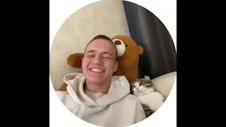 Плюша в шоке от гитариста в ее комнате #гитара