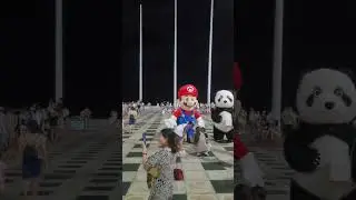 Люди собрались зачем-то