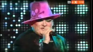 Boy George - VICTIMS ( live in Italia 2008)