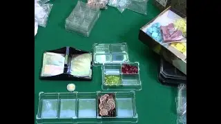 Распаковываем органайзеры от Meeple House