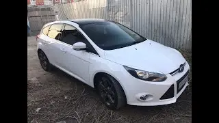 Ford Focus 3 Красивые 18 колеса, красные фонари. Показал машину.