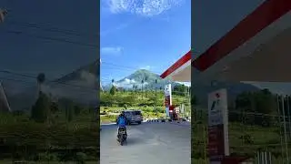 Ada yang tau gunung apa..?