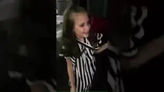 Ну чем не Надя Дорофеева ???😂(Время и Стекло)