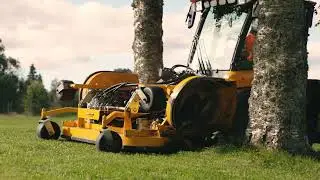 Wille 275Δ with Triplex grass cutter