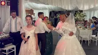 Numele tău #georgianalobont #covernumeletau #romaniawedding #craiovenii #aurelpopa Music Travel Love
