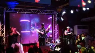 Ray Fernandez - Mama ando Contento - Diablo Tun Tun