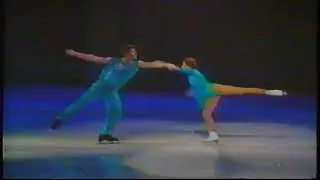 Elena Berezhnaya and Anton Sikharulidze - 1997 Elvis Tour Of Champions EX1