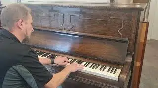 Paul Newman upright piano $1 STARTING BID. TRADEME REFERENCE 4090097685