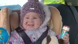 Лялечка Веселая песня ,клип ,Ева танцует