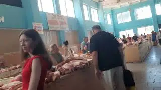 На рынке и специально немного птичек. 7 июля 2024 г.