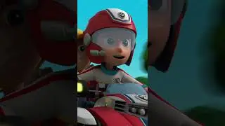 Skye's redding in de lucht door een raketsprong! - #PAWPatrol Nederlands #Shorts