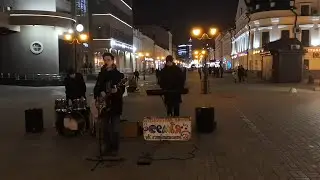 Ночная Казань, ул Баумана, уличные музыканты