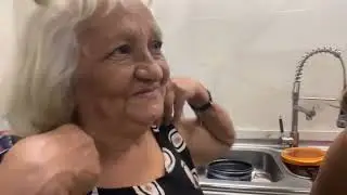 O que é que tu tá vendo, fuleragem?