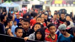 SKARANGSKA - SMOKE ON THE WATER FEAT ANJAR NU ETNIK LIVE AT BANDCLOTH 2014