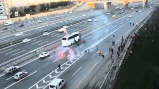 Galatasaray - Karşıyaka hooligans fight 2015 [Turkey]