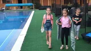 ВЛОГ Едем в Горячий Ключ с друзьями Купаемся в бассейне