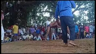 बल्लू पहलवान भिंड और अरविंद तिवारी झूसी 20 मिनट कुश्ती बराबर प्रतापगढ़ कुश्ती दंगल