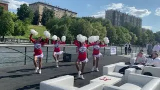 Группа поддержки Эклипс  выступление на корабле