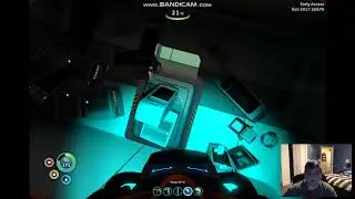 What is that blue creature!!!??? | Subnautica