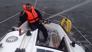 Самодельная яхта Бит 22 на воде
