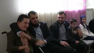 Осенний марафон добрых дел: депутаты Каспийска подарили радость детям из дома-интерната 