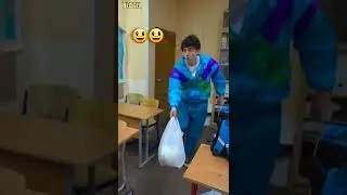 СЕРЁГА А4 vs ГЛЕНТ. Смешной ПРАНК Глента в ШКОЛЕ A4 😀