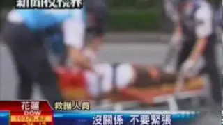 闖快車道險被輾死
