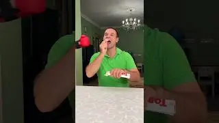 🍫How To Eat Toblerone Chocolate Properly🤪🤦🏻‍♂️