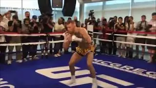 Conor McGregor shows good footwork in open workout