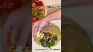 Grab a tortilla, halloumi, veggies, mustard/0 kcal bbq sauce and have a fulfilling lunch in 5 min!😍