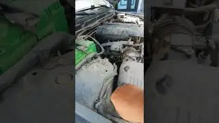 Replacing air filter on suzuki grand vitara#karanjetlilive #shorts #airfilters #suzuki #grandvitara