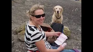 Searching for Messages in bottles - Hunting for the Words of Strangers)