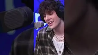 JVKE - this is what falling in love feels like (unplugged) 