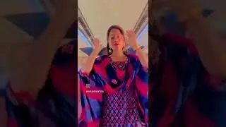 टिकट कटा ले एक पैसा लगी चाहे बसी