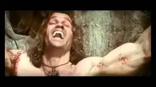 Arnold Schwarzenegger laughs like a girl