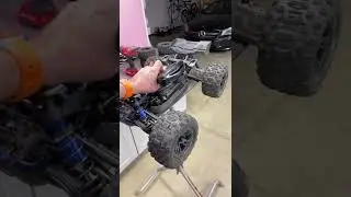 Traxxas sledge speed gearing! Tyres looking very scary!