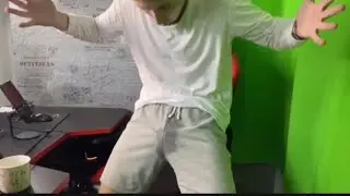 ТИК ТАК ОБОССАЛСЯ