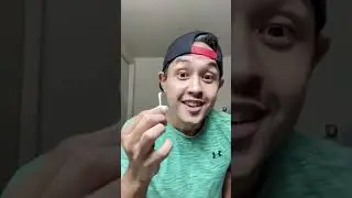 How do you clean your ears using a q tip? 👂🏽 