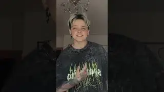 Тг: Ярик кушает пельмень