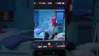 Юля Гаврилина снимает «Брекеты» 